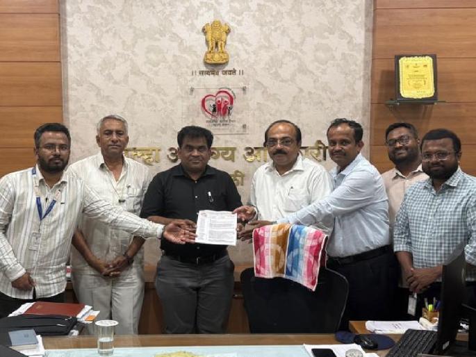 Salary of 154 medical officers in Sangli district is pending, warning of boycott of work | सांगली जिल्ह्यात १५४ वैद्यकीय अधिकाऱ्यांचे वेतन थकीत, कामावर बहिष्कार घालण्याचा दिला इशारा Salary of 154 medical officers in Sangli district is pending, warning of boycott of work | सांगली जिल्ह्यात १५४ वैद्यकीय अधिकाऱ्यांचे वेतन थकीत, कामावर बहिष्कार घालण्याचा दिला इशारा