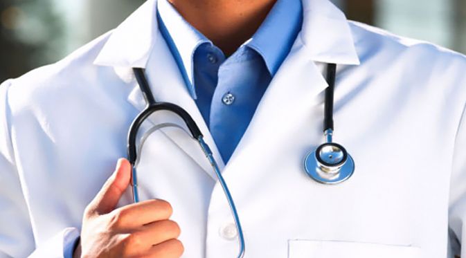 58 lakhs has duped which was spend for illegal admission in medical college | मेडिकल कॉलेजमध्ये अॅडमिशन देण्याचं आमिष दाखवून ५८ लाखांना गंडा  58 lakhs has duped which was spend for illegal admission in medical college | मेडिकल कॉलेजमध्ये अॅडमिशन देण्याचं आमिष दाखवून ५८ लाखांना गंडा