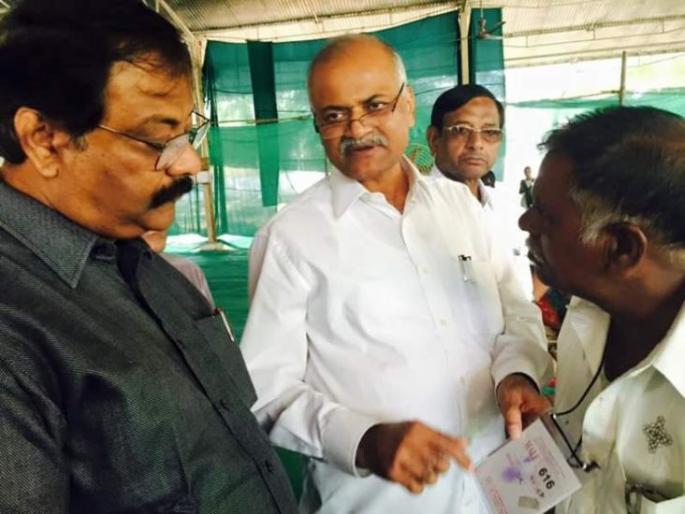 At 10.45 am doctors waiting for the OPD | सकाळचे १०.४५ वाजूनही ओपीडीला डॉक्टरांची प्रतीक्षा At 10.45 am doctors waiting for the OPD | सकाळचे १०.४५ वाजूनही ओपीडीला डॉक्टरांची प्रतीक्षा