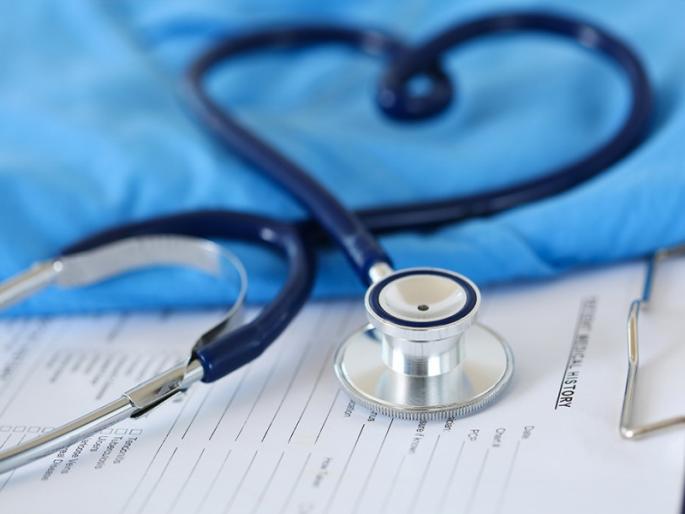 Vacancies in rural health system saline | रिक्त पदांमुळे ग्रामीण भागातील आरोग्य यंत्रणा सलाईनवर Vacancies in rural health system saline | रिक्त पदांमुळे ग्रामीण भागातील आरोग्य यंत्रणा सलाईनवर