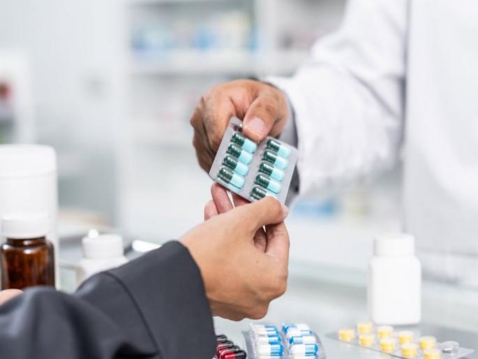 Drug vendors to go on nationwide strike on Wednesday; More than 15,000 vendors from Pune district participate | औषध विक्रेत्यांचा बुधवारी देशव्यापी बंद; पुणे जिल्ह्यातील १५ हजारांहून अधिक विक्रेते सहभागी Drug vendors to go on nationwide strike on Wednesday; More than 15,000 vendors from Pune district participate | औषध विक्रेत्यांचा बुधवारी देशव्यापी बंद; पुणे जिल्ह्यातील १५ हजारांहून अधिक विक्रेते सहभागी