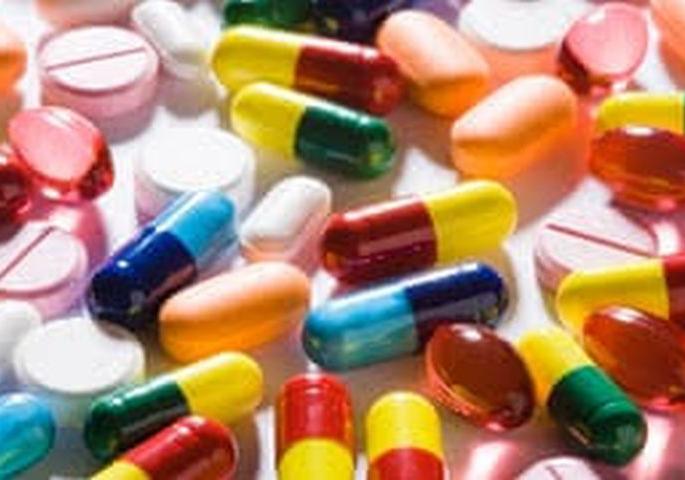 Supply of Calcium, Disinfectant Than Drugs! | औषधांपेक्षा कॅल्शिअम, डिसइन्फेक्टंटचाच पुरवठा जास्त!