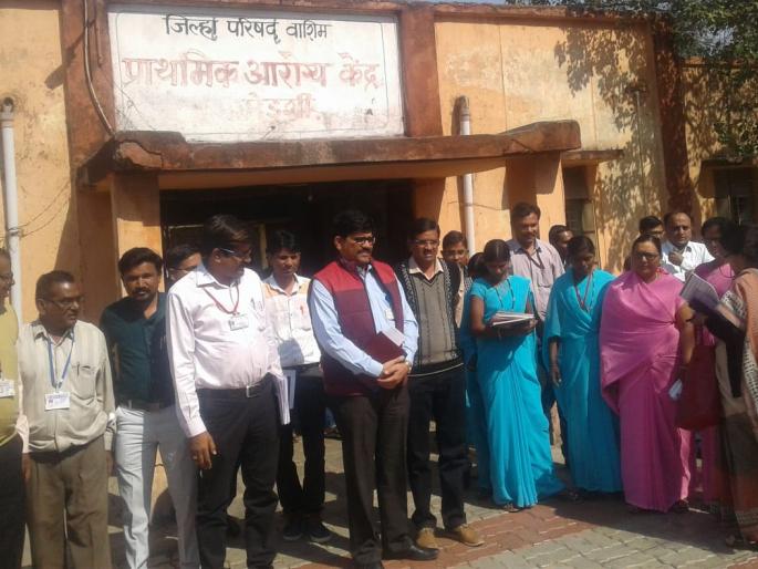 Action on smokers under the Tobacco Control Program | तंबाखु नियंत्रण कार्यक्रमांतर्गत धुम्रपान करणाऱ्यांवर कारवाई Action on smokers under the Tobacco Control Program | तंबाखु नियंत्रण कार्यक्रमांतर्गत धुम्रपान करणाऱ्यांवर कारवाई