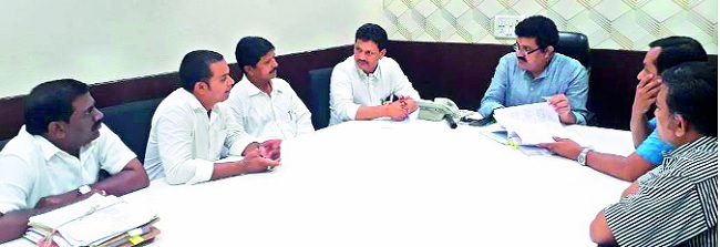 Pradhan Amitabh Bachchan, Prashant Mishra | पोलीसपाटील, कोतवाल यांना लवकरच मानधनवाढ : प्रकाश आबिटकर Pradhan Amitabh Bachchan, Prashant Mishra | पोलीसपाटील, कोतवाल यांना लवकरच मानधनवाढ : प्रकाश आबिटकर