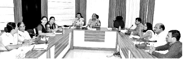 Increase the number of impressions, help: Sanjay Mohite | छाप्यांचे प्रमाण वाढवा, अत्यावश्यक मदत करू : संजय मोहिते Increase the number of impressions, help: Sanjay Mohite | छाप्यांचे प्रमाण वाढवा, अत्यावश्यक मदत करू : संजय मोहिते