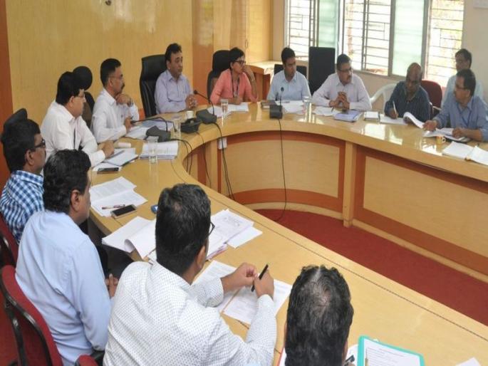 Ambad Municipal Council meeting stormy | अंबड पालिकेची सभा ठरली वादळी