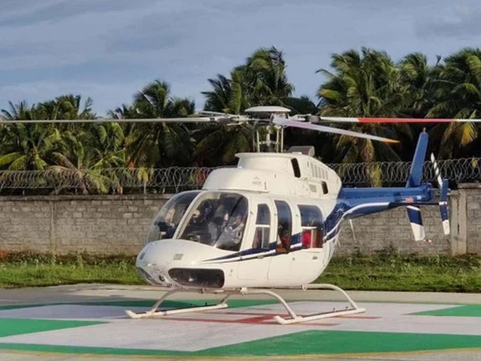 The helicopter was looted, loaded into a truck and taken away; Incident in Meerut, Uttar Pradesh | चक्क हेलिकॉप्टरच लुटले, ट्रकमध्ये भरून घेऊन गेले; उत्तर प्रदेशच्या मेरठमधील घटना The helicopter was looted, loaded into a truck and taken away; Incident in Meerut, Uttar Pradesh | चक्क हेलिकॉप्टरच लुटले, ट्रकमध्ये भरून घेऊन गेले; उत्तर प्रदेशच्या मेरठमधील घटना