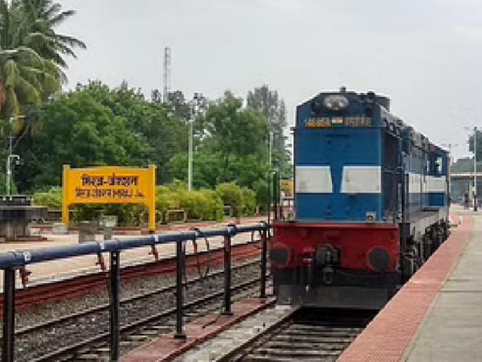 Mega block tomorrow on Miraj-Pune railway line, Koyna Express canceled tomorrow | मिरज-पुणे रेल्वेमार्गावर उद्या मेगा ब्लॉक, कोयना एक्स्प्रेससह पॅसेंजर गाड्या रद्द Mega block tomorrow on Miraj-Pune railway line, Koyna Express canceled tomorrow | मिरज-पुणे रेल्वेमार्गावर उद्या मेगा ब्लॉक, कोयना एक्स्प्रेससह पॅसेंजर गाड्या रद्द