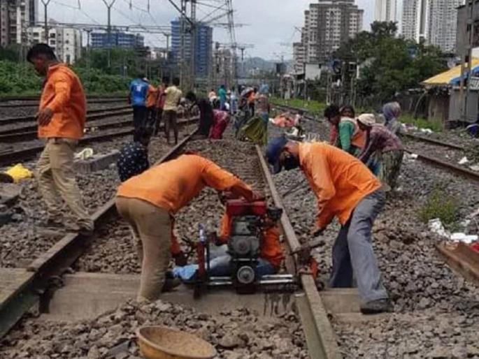 The weekend will be sacked! Jumbo block, 930 trains canceled on Central Railway for three days from tomorrow | वीकएण्डचा वाजणार बोऱ्या! मध्य रेल्वेवर उद्यापासून तीन दिवस जम्बो ब्लॉक, ९३० फेऱ्या रद्द The weekend will be sacked! Jumbo block, 930 trains canceled on Central Railway for three days from tomorrow | वीकएण्डचा वाजणार बोऱ्या! मध्य रेल्वेवर उद्यापासून तीन दिवस जम्बो ब्लॉक, ९३० फेऱ्या रद्द