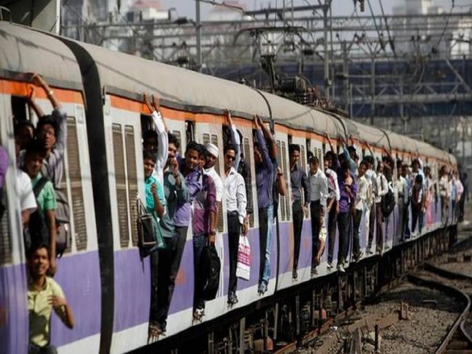 Already a block, there is a problem with overhead wires due to Megablock, megahal for Mumbaikars on Sunday | आधीच ब्लॉक, त्यात ओव्हरहेड वायरचा त्रास मेगाब्लॉकमुळे रविवारी मुंबईकरांचे मेगाहाल Already a block, there is a problem with overhead wires due to Megablock, megahal for Mumbaikars on Sunday | आधीच ब्लॉक, त्यात ओव्हरहेड वायरचा त्रास मेगाब्लॉकमुळे रविवारी मुंबईकरांचे मेगाहाल