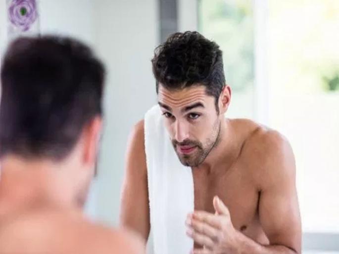 Secret anti-aging tips for men to look 10 years younger | 'या' अॅंटी-एजिंग टिप्सने पुरूष वाढतं वय लपवून दिसू शकतात तरूण! Secret anti-aging tips for men to look 10 years younger | 'या' अॅंटी-एजिंग टिप्सने पुरूष वाढतं वय लपवून दिसू शकतात तरूण!