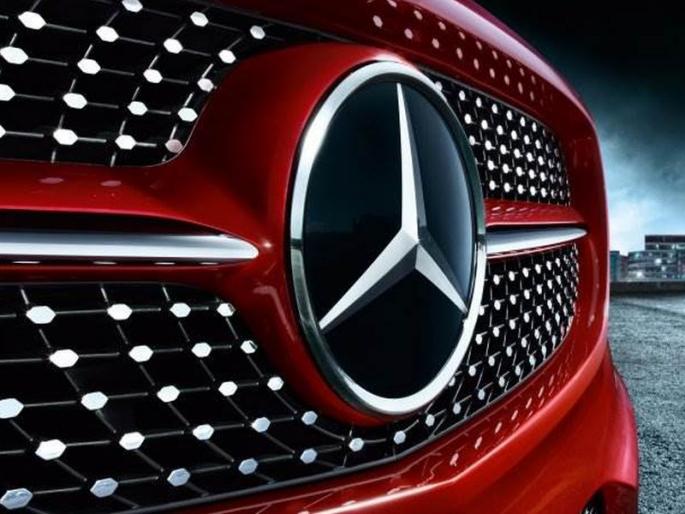 Know Mercedes Benz history, revival and interesting facts | 92 वर्षांची झाली Mercedes-Benz कंपनी, जाणून घ्या काही रोमांचक गोष्टी! Know Mercedes Benz history, revival and interesting facts | 92 वर्षांची झाली Mercedes-Benz कंपनी, जाणून घ्या काही रोमांचक गोष्टी!