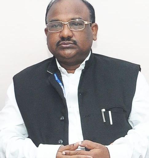 The former registrar 'Recovery' hit the University | माजी कुलसचिवांच्या ‘रिकव्हरी’चा विद्यापीठाला फटका The former registrar 'Recovery' hit the University | माजी कुलसचिवांच्या ‘रिकव्हरी’चा विद्यापीठाला फटका