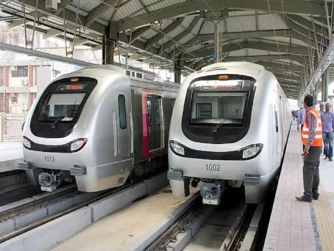 On Gudipadva, Mumbai Metro 2A, and Metro 7 inaugurated by CM Uddhav Thackeray | गुढीपाडव्यापासून मुंबई सुस्साट, दोन मेट्रोचं मुख्यमंत्री उद्धव ठाकरेंच्या हस्ते लोकार्पण On Gudipadva, Mumbai Metro 2A, and Metro 7 inaugurated by CM Uddhav Thackeray | गुढीपाडव्यापासून मुंबई सुस्साट, दोन मेट्रोचं मुख्यमंत्री उद्धव ठाकरेंच्या हस्ते लोकार्पण