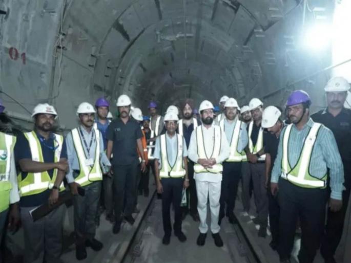 deadline of the metro 3 project december 2023 was missed chief minister inspected the project in mumbai | भुयारी मेट्रोतून प्रवास पुढच्या वर्षी; डिसेंबर २०२३ ची डेडलाइन हुकली deadline of the metro 3 project december 2023 was missed chief minister inspected the project in mumbai | भुयारी मेट्रोतून प्रवास पुढच्या वर्षी; डिसेंबर २०२३ ची डेडलाइन हुकली