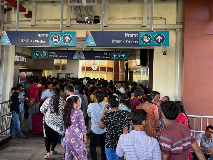 Pune Metro: Passengers break record on immersion day! As many as three and a half lakh passengers travel by metro in a single day | Pune Metro: विसर्जनाच्या दिवशी प्रवाशांनी मोडला रेकॉर्ड! तब्बल साडेतीन लाख प्रवाशांचा एकाच दिवसात मेट्रोने प्रवास Pune Metro: Passengers break record on immersion day! As many as three and a half lakh passengers travel by metro in a single day | Pune Metro: विसर्जनाच्या दिवशी प्रवाशांनी मोडला रेकॉर्ड! तब्बल साडेतीन लाख प्रवाशांचा एकाच दिवसात मेट्रोने प्रवास