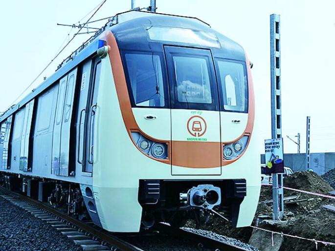 948 crores spent on the Metro | मेट्रोवर ९४९ कोटींचा खर्च
