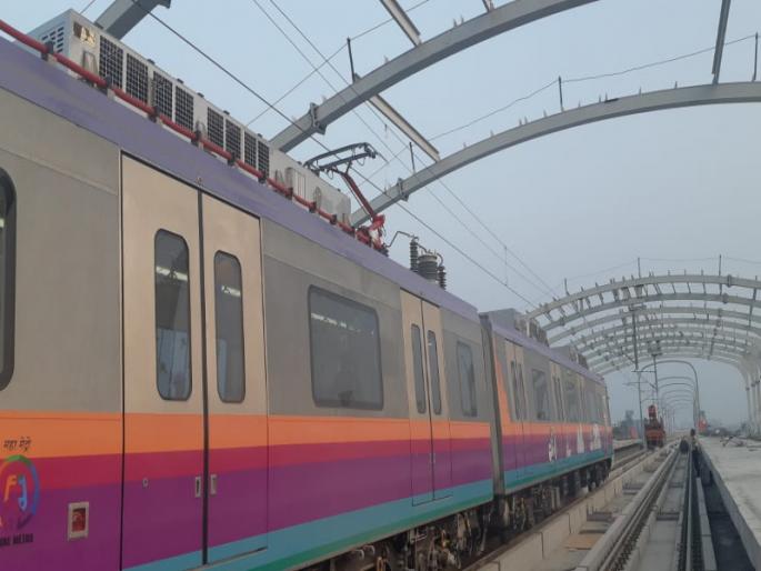 Metro test successful at Pimpri-Chinchwad | रेडी स्टेडी गो....आणि पिंपरी-चिंचवडला मेट्रो धावली! Metro test successful at Pimpri-Chinchwad | रेडी स्टेडी गो....आणि पिंपरी-चिंचवडला मेट्रो धावली!