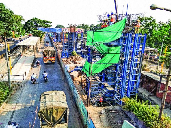 Due to the work of Metro, change from Kasarwadi to Pimpri route | मेट्रोच्या कामामुळे खोळंबा, कासारवाडी ते पिंपरी मार्गात बदल Due to the work of Metro, change from Kasarwadi to Pimpri route | मेट्रोच्या कामामुळे खोळंबा, कासारवाडी ते पिंपरी मार्गात बदल