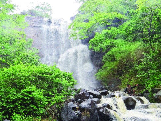 Development of tourism in the city on paper | शहरातील पर्यटनस्थळांचा विकास कागदावरच Development of tourism in the city on paper | शहरातील पर्यटनस्थळांचा विकास कागदावरच