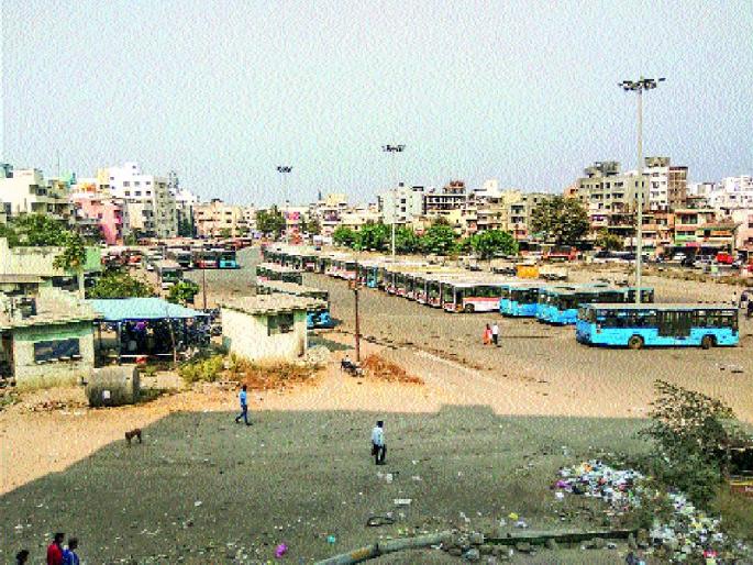 Protest of conflict in Koregaon Bhima: Hadapsar, Cabbage protested | कोरेगाव भीमा येथील संघर्षाचा निषेध : हडपसर, मांजरीत बंदला प्रतिसाद Protest of conflict in Koregaon Bhima: Hadapsar, Cabbage protested | कोरेगाव भीमा येथील संघर्षाचा निषेध : हडपसर, मांजरीत बंदला प्रतिसाद