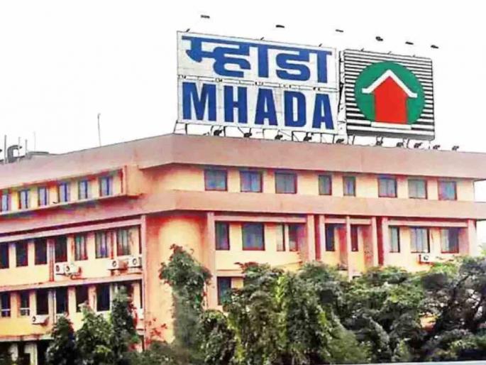 Two thousand houses A quarter of a lakh applications, MHADA's affordable housing appeals to Mumbaikars | दाेन हजार घरे; सव्वा लाख अर्ज, म्हाडाच्या परवडणाऱ्या घरांची मुंबईकरांना भुरळ Two thousand houses A quarter of a lakh applications, MHADA's affordable housing appeals to Mumbaikars | दाेन हजार घरे; सव्वा लाख अर्ज, म्हाडाच्या परवडणाऱ्या घरांची मुंबईकरांना भुरळ