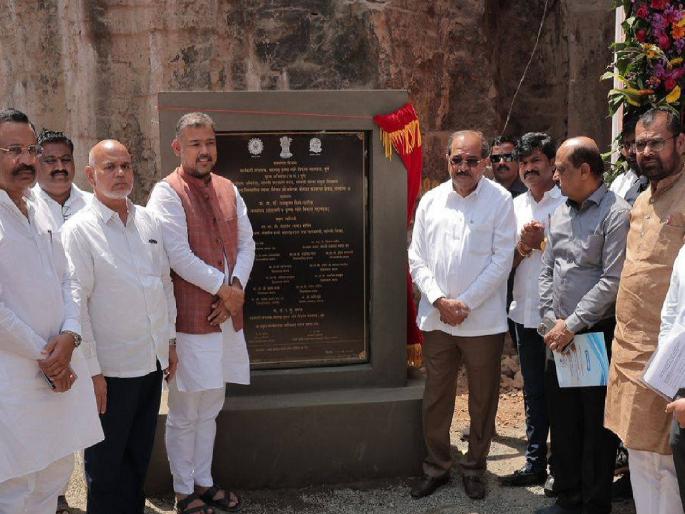 Sangli: Jatala to receive water from revised Mhaisal Yojana in December says Radhakrishna Vikhe Patil | Sangli: जतला डिसेंबरमध्ये सुधारित म्हैसाळ योजेनचे पाणी - राधाकृष्ण विखे पाटील Sangli: Jatala to receive water from revised Mhaisal Yojana in December says Radhakrishna Vikhe Patil | Sangli: जतला डिसेंबरमध्ये सुधारित म्हैसाळ योजेनचे पाणी - राधाकृष्ण विखे पाटील