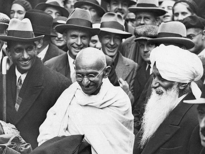Bapu mahatma gandhi, how good it would be if you could meet again! | बापू, तुम्ही पुन्हा भेटाल तर किती बरे होईल!