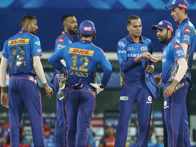 IPL 2021 just Play according to the situation zaheer khan gives advice to mumbai indians | IPL 2021: जास्त विचार न करता परिस्थितीनुसार खेळा; मुंबई इंडियन्सला मिळाला स्पेशल मंत्र