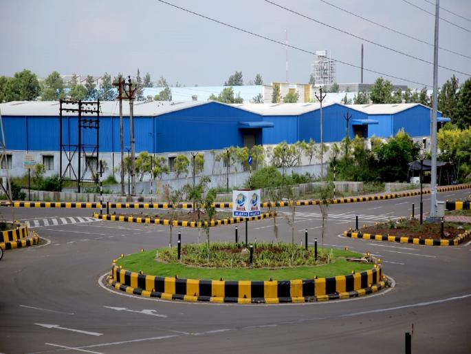 There will be roads in the industrial estates of Kolhapur district | कोल्हापूर जिल्ह्यातील औद्योगिक वसाहतींमधील रस्ते होणार चकाचक There will be roads in the industrial estates of Kolhapur district | कोल्हापूर जिल्ह्यातील औद्योगिक वसाहतींमधील रस्ते होणार चकाचक
