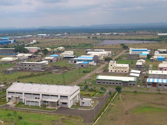 big news; 500 companies in Solapur provide employment to 45 thousand workers | मोठी बातमी; सोलापुरातील ५०० कंपन्या देतात ४५ हजार कामगारांना रोजगार big news; 500 companies in Solapur provide employment to 45 thousand workers | मोठी बातमी; सोलापुरातील ५०० कंपन्या देतात ४५ हजार कामगारांना रोजगार