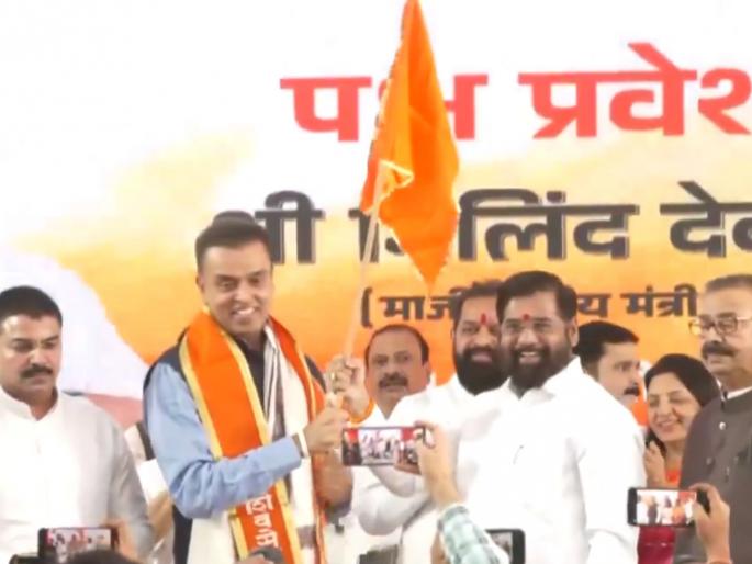 Today's Congress knows only oppose to PM Modi; Milind Deora's entry into Eknath Shinde's Shiv Sena, criticism of Thackeray too | आजच्या काँग्रेसला फक्त मोदींना विरोध, एवढेच माहित; देवरांचा शिवसेनेत प्रवेश, ठाकरेंवरही टीका Today's Congress knows only oppose to PM Modi; Milind Deora's entry into Eknath Shinde's Shiv Sena, criticism of Thackeray too | आजच्या काँग्रेसला फक्त मोदींना विरोध, एवढेच माहित; देवरांचा शिवसेनेत प्रवेश, ठाकरेंवरही टीका