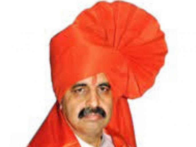 Milind Ekbote interrogated by Shikrapur police in connection with the Koregaon bhima case | कोरेगाव भीमा दंगली प्रकरणी मिलींद एकबोटे शिक्रापूर पोलिसांसमोर हजर