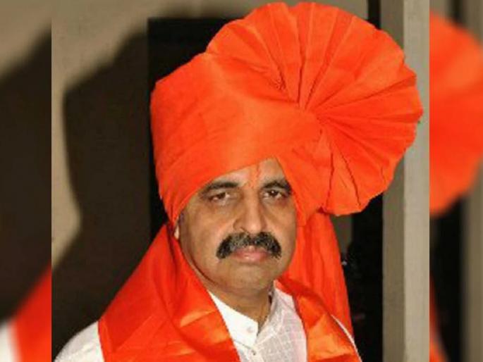 case has been registered against 20 persons including milind ekbote for distributing misleading leaflets in pune | समाजात तेढ निर्माण केल्याप्रकरणी पुण्यात मिलिंद एकबोटेंसह २० जणांवर गुन्हा दाखल case has been registered against 20 persons including milind ekbote for distributing misleading leaflets in pune | समाजात तेढ निर्माण केल्याप्रकरणी पुण्यात मिलिंद एकबोटेंसह २० जणांवर गुन्हा दाखल