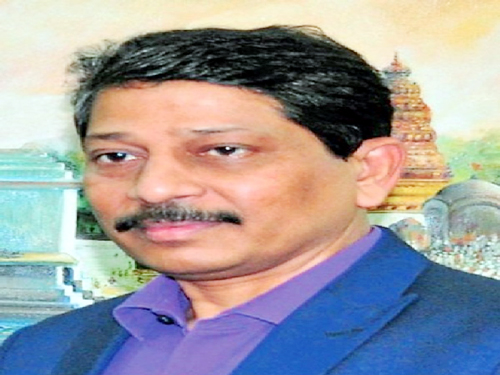 Deadline of District Officers of Solapur to complete citizens' works; Know the detailed news | नागरिकांची कामे पूर्ण करण्यासाठी सोलापूरच्या जिल्हाधिकाऱ्यांची डेडलाईन; जाणून घ्या सविस्तर बातमी Deadline of District Officers of Solapur to complete citizens' works; Know the detailed news | नागरिकांची कामे पूर्ण करण्यासाठी सोलापूरच्या जिल्हाधिकाऱ्यांची डेडलाईन; जाणून घ्या सविस्तर बातमी