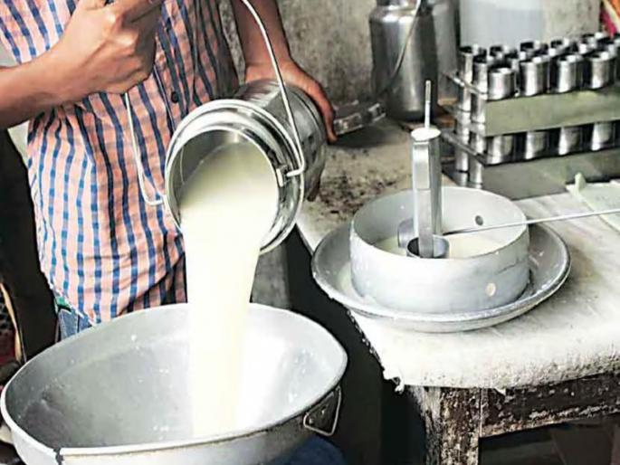 pimpari-chinchwad Watch will be kept to prevent milk adulteration, district level committee formed | दुधात होणारी भेसळ रोखण्यासाठी राहणार वॉच, जिल्हास्तरीय समिती स्थापन pimpari-chinchwad Watch will be kept to prevent milk adulteration, district level committee formed | दुधात होणारी भेसळ रोखण्यासाठी राहणार वॉच, जिल्हास्तरीय समिती स्थापन