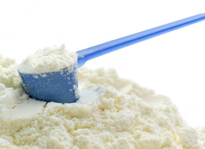 Milk powder will be given to students in nutrition | विद्यार्थ्यांना पोषण आहारात मिळणार दूध भुकटी; प्रायोगिक तत्त्वावर तीन महिने वाटप Milk powder will be given to students in nutrition | विद्यार्थ्यांना पोषण आहारात मिळणार दूध भुकटी; प्रायोगिक तत्त्वावर तीन महिने वाटप