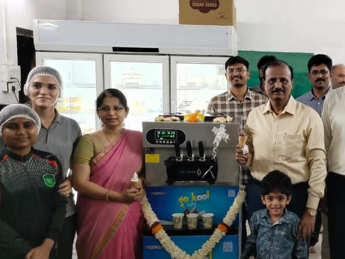 It is necessary to process milk at the local level | दूध भेसळ रोखण्यासाठी, स्थानिक पातळीवर दुग्ध प्रक्रियेची गरज It is necessary to process milk at the local level | दूध भेसळ रोखण्यासाठी, स्थानिक पातळीवर दुग्ध प्रक्रियेची गरज