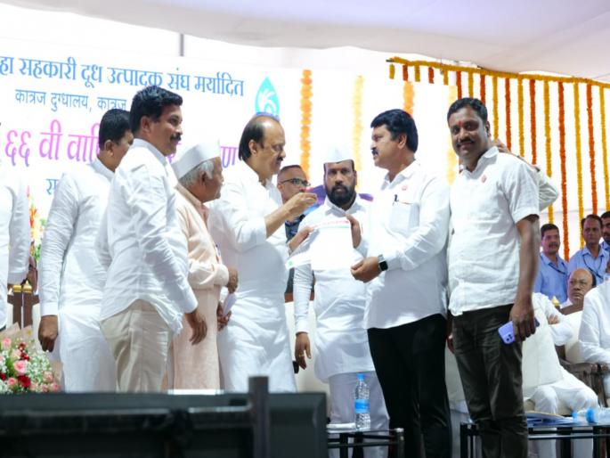 pune news make strict laws against dairy owners and plant owners who adulterate milk | डेअरी मालक, प्लांटवाले दुधामध्ये भेसळ करतात त्यांच्यावर कठोर कायदा करा pune news make strict laws against dairy owners and plant owners who adulterate milk | डेअरी मालक, प्लांटवाले दुधामध्ये भेसळ करतात त्यांच्यावर कठोर कायदा करा