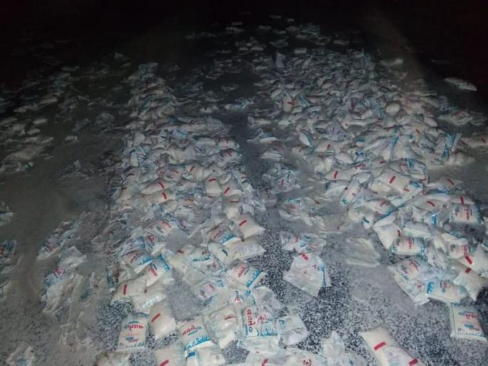 Plastic bags of plastic will be ban after one month | दुधाच्या प्लास्टिक पिशव्यांवर एक महिन्यानंतर बंदी येणार Plastic bags of plastic will be ban after one month | दुधाच्या प्लास्टिक पिशव्यांवर एक महिन्यानंतर बंदी येणार