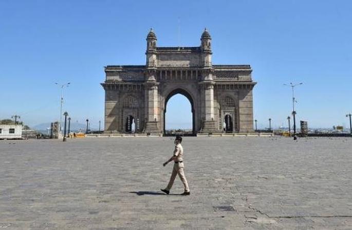 HiAlert! More than 1.5 thousand patients in Mumbai | हायअलर्ट! मुंबईत दीड हजारांहून अधिक रुग्ण HiAlert! More than 1.5 thousand patients in Mumbai | हायअलर्ट! मुंबईत दीड हजारांहून अधिक रुग्ण