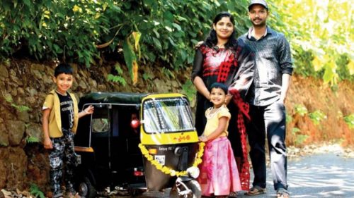 Workshop for children! 'Mini Auto' made by father to fulfill the wishes of the child in kerala | लेकरांसाठी कायपण! मुलाची इच्छा पूर्ण करण्यासाठी बापानं बनवली 'मिनी ऑटो' Workshop for children! 'Mini Auto' made by father to fulfill the wishes of the child in kerala | लेकरांसाठी कायपण! मुलाची इच्छा पूर्ण करण्यासाठी बापानं बनवली 'मिनी ऑटो'