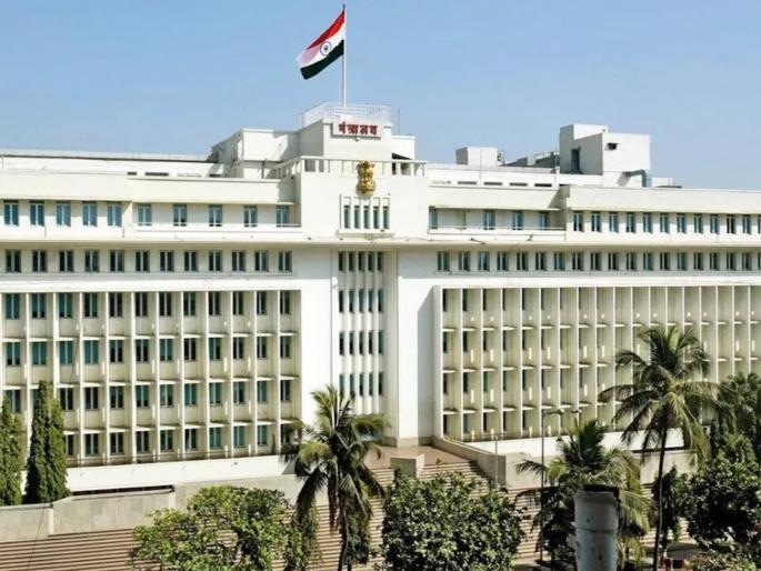Now patients will get help in the district itself 'Mukhyamantri Vaidyakiya Sahayata Nidhi to be opened in the District Collector's Office | आता रुग्णांना जिल्ह्यातच मदत मिळणार! 'मुख्यमंत्री वैद्यकीय सहाय्यता निधी कक्ष' जिल्हाधिकारी कार्यालयात सुरू होणार Now patients will get help in the district itself 'Mukhyamantri Vaidyakiya Sahayata Nidhi to be opened in the District Collector's Office | आता रुग्णांना जिल्ह्यातच मदत मिळणार! 'मुख्यमंत्री वैद्यकीय सहाय्यता निधी कक्ष' जिल्हाधिकारी कार्यालयात सुरू होणार