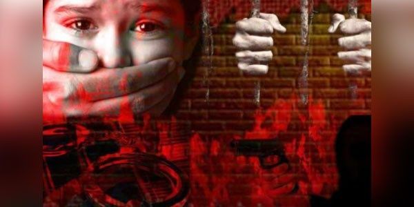 A seven-year-old girl raped in Nagpur | नागपुरात सात वर्षीय मुलीवर बलात्कार A seven-year-old girl raped in Nagpur | नागपुरात सात वर्षीय मुलीवर बलात्कार