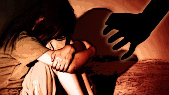 Raped on minor girl by uncle considered in Nagpur | नागपुरात मानलेल्या मामाचा चिमुकलीवर अत्याचार