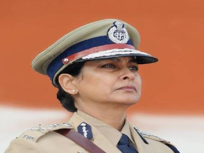 Mira Borwankar criticized News | देशात धर्माच्या नावाखाली उपद्रवाचे वातावरण, मीरा बोरवणकर यांची टीका