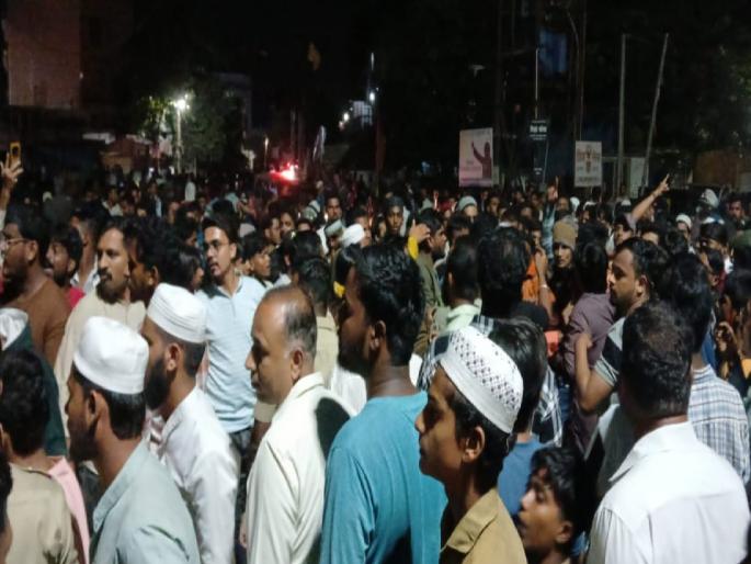 23 people arrested for violating curfew order in Miraj, heavy police deployment in the city | Sangli: मिरजेत जमावबंदी आदेशाचा भंगप्रकरणी २३ जणांना अटक, शहरात मोठा पोलिस बंदोबस्त 23 people arrested for violating curfew order in Miraj, heavy police deployment in the city | Sangli: मिरजेत जमावबंदी आदेशाचा भंगप्रकरणी २३ जणांना अटक, शहरात मोठा पोलिस बंदोबस्त