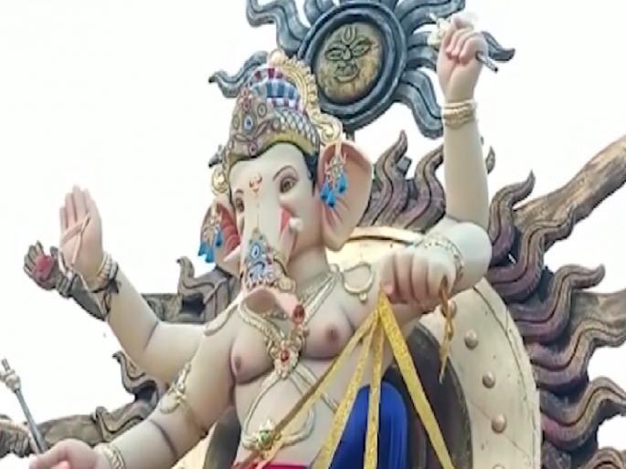 Accident while bringing Ganesha idol; Five people were injured in Miraj | Sangli: गणेशमूर्ती आणताना अपघात; मिरजेतील पाच जण जखमी Accident while bringing Ganesha idol; Five people were injured in Miraj | Sangli: गणेशमूर्ती आणताना अपघात; मिरजेतील पाच जण जखमी