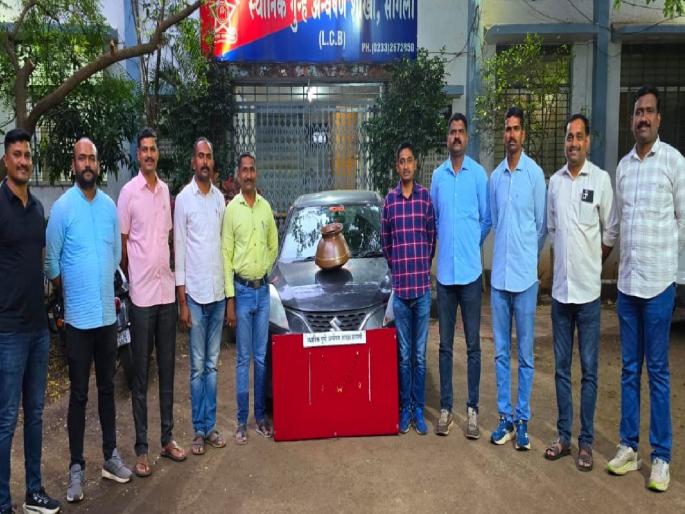 Jewelery stolen on the pretext of giving medicine to get pregnant, thief arrested in miraj Sangli | Sangli Crime: मूल होण्याचे औषध देण्याच्या बहाण्याने दागिने लंपास, भामट्यास अटक Jewelery stolen on the pretext of giving medicine to get pregnant, thief arrested in miraj Sangli | Sangli Crime: मूल होण्याचे औषध देण्याच्या बहाण्याने दागिने लंपास, भामट्यास अटक