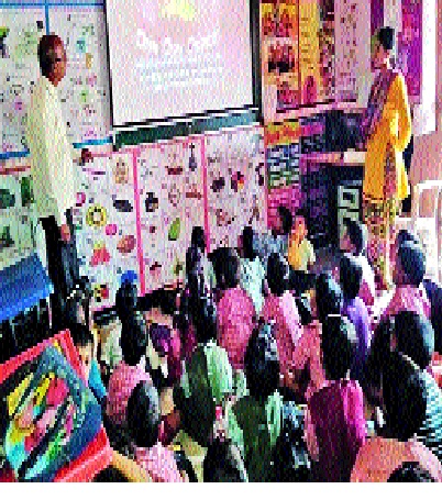 The number of students in Miraje municipal school doubled in number | मिरजेत महापालिका शाळेत विद्यार्थी संख्येत दुपटीने वाढ -: लोकसहभाग वाढला